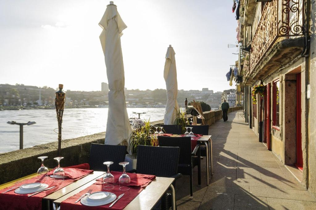 Youropo - Ribeira Porto Exterior foto